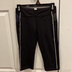 Ivivva Black Crop Exercise Pants with Yellow Oilspill Design & Pockets